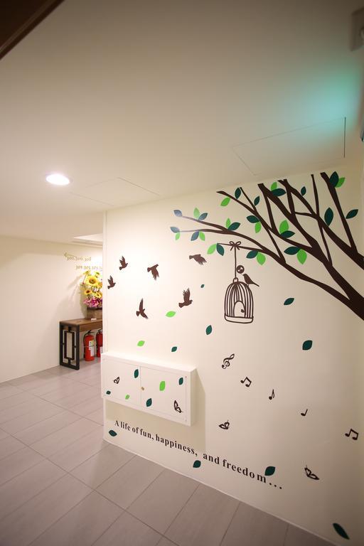 Love House Inn Tajpej Zewnętrze zdjęcie
