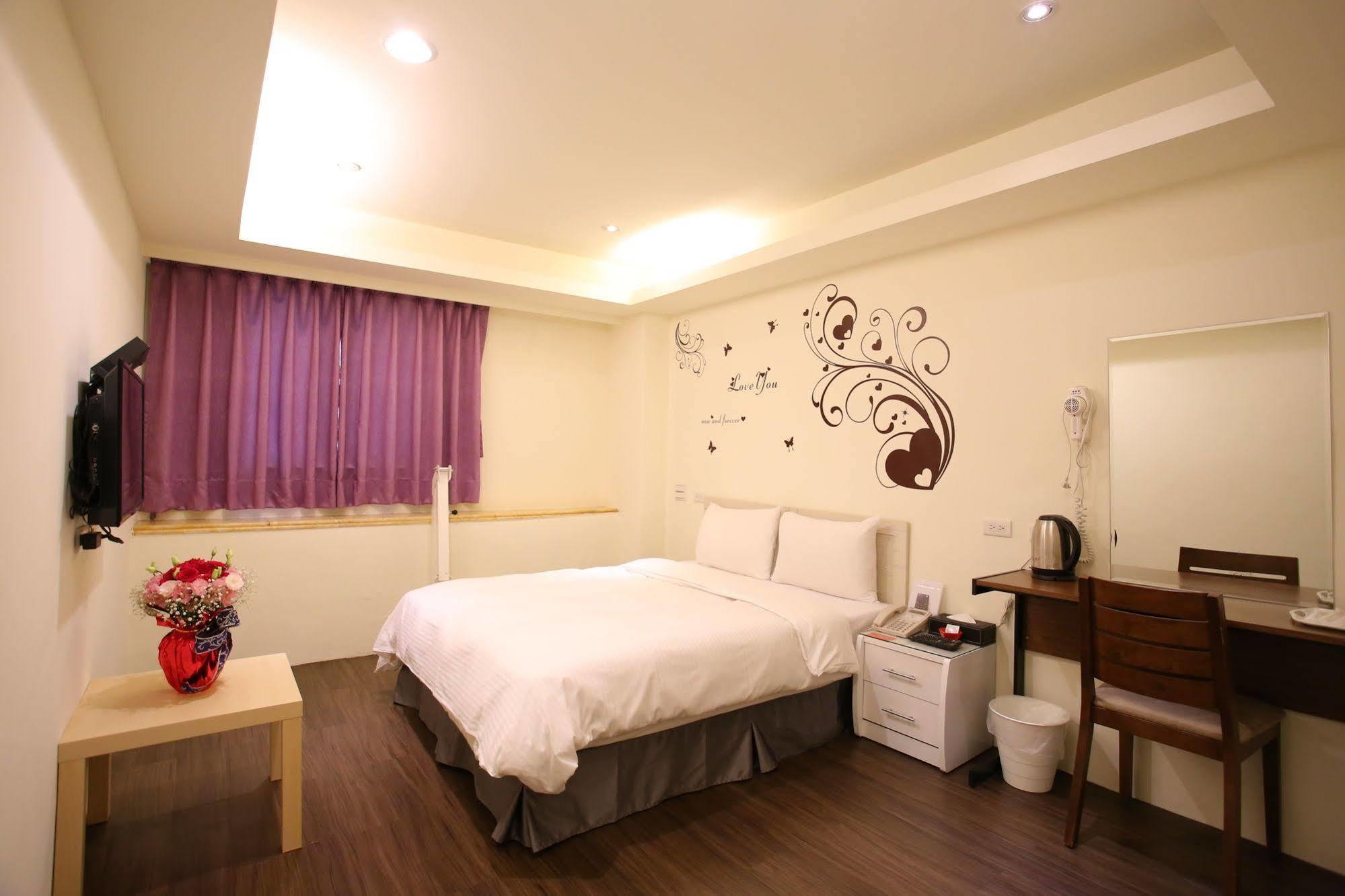 Love House Inn Tajpej Zewnętrze zdjęcie
